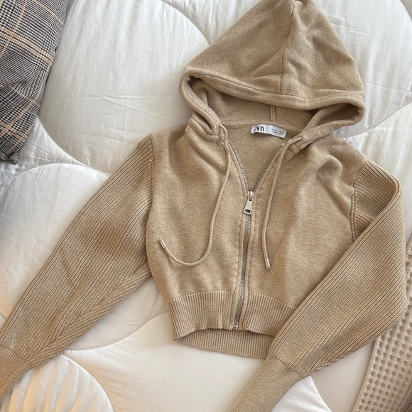 Zara Jackets & Blazers - Zara Beige Hooded Knit Jacket